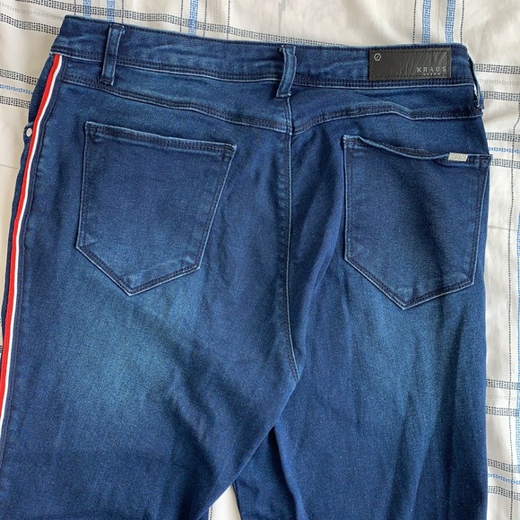 Jeans blue with red and white stripes - Picture 4 of 4